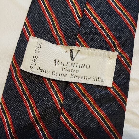 Valentino tie  - Picture 7 of 7